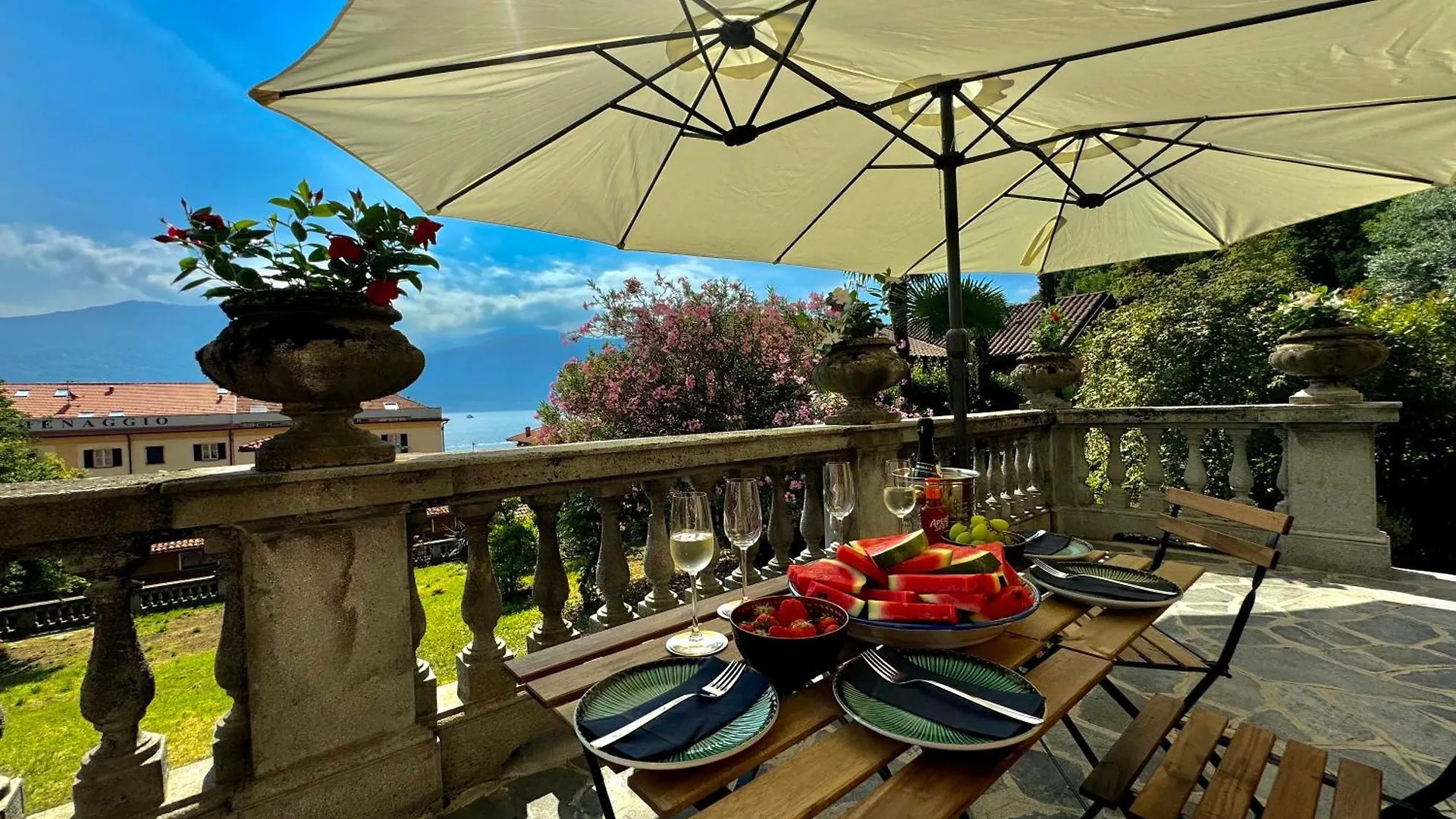Giardino Floreale Di Menaggio Apartman