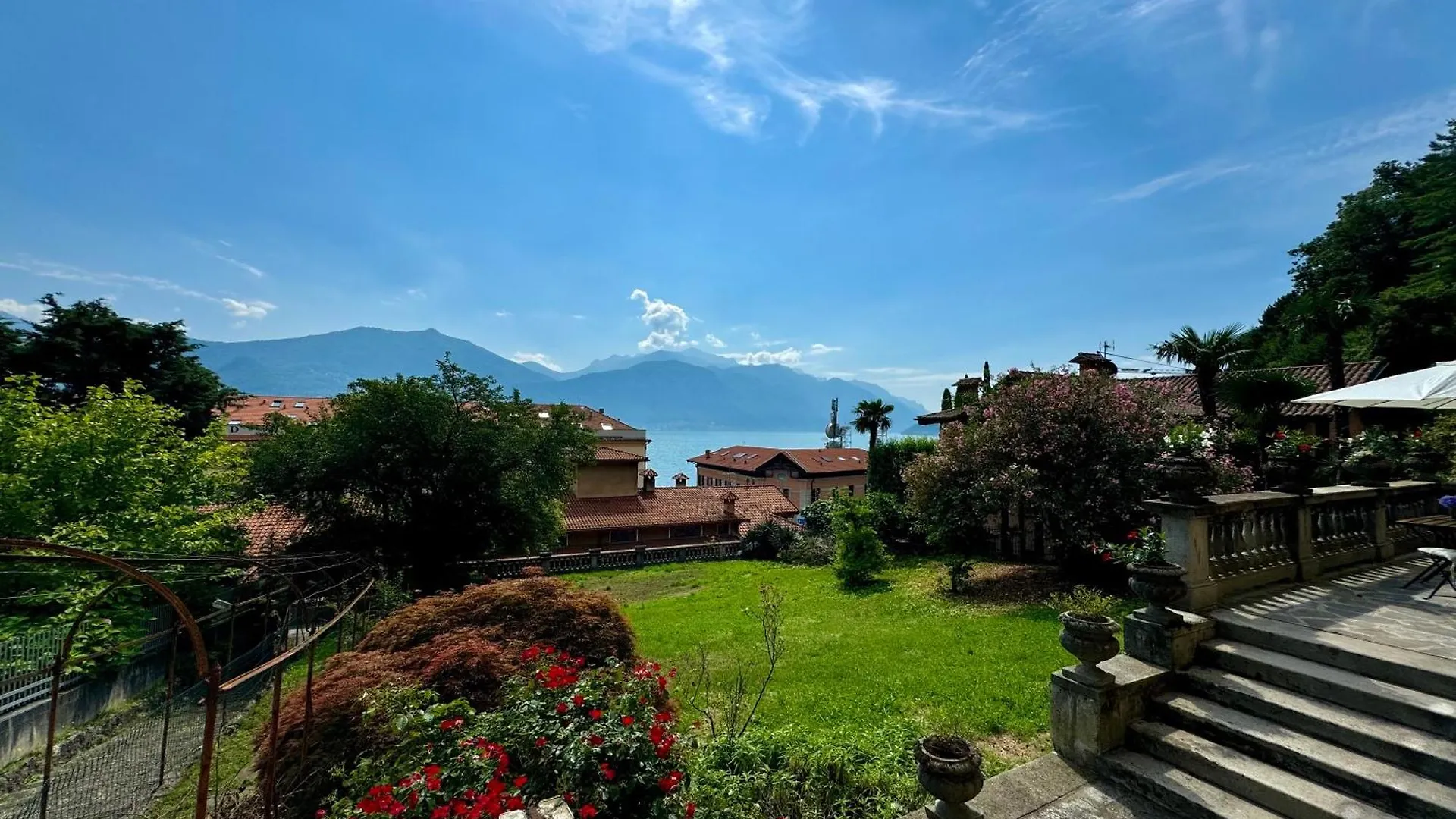Giardino Floreale Di Menaggio